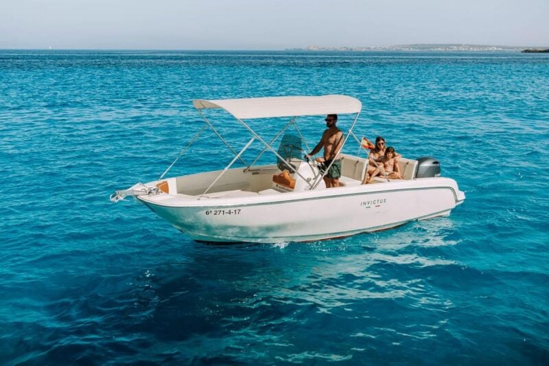Boat Rental Without License - Exploring the Coast of Torrevieja
