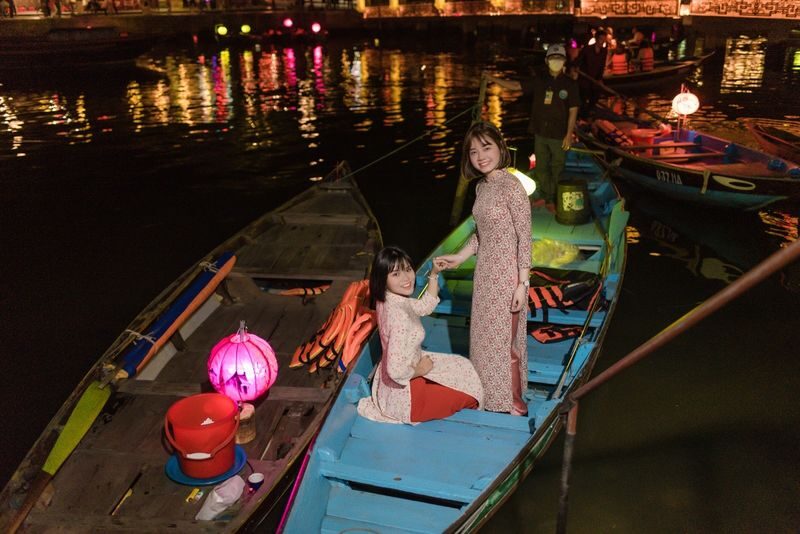 Boat Ride Ticket and Release Lantern at Hoai river in Hoi An - The Hoai River After Dark