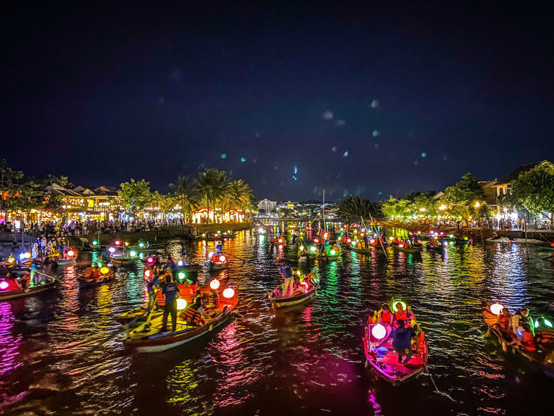 Boat Ride Ticket and Release Lantern at Hoai river in Hoi An - What the Herbal Tea Adds