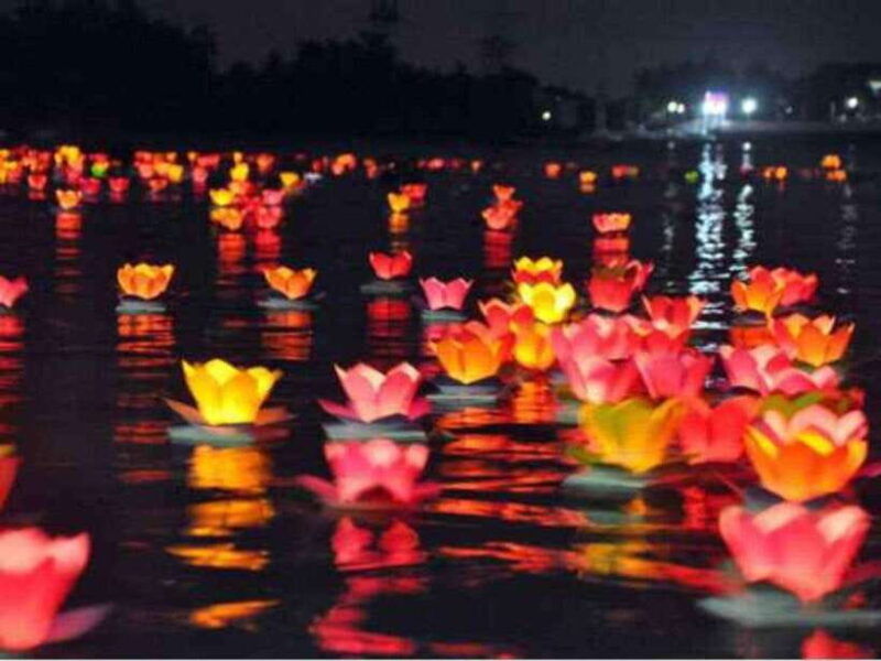 Boat Ride With Releasing Lanterns,Moonlight Bridge/Hoi an - Itinerary Details