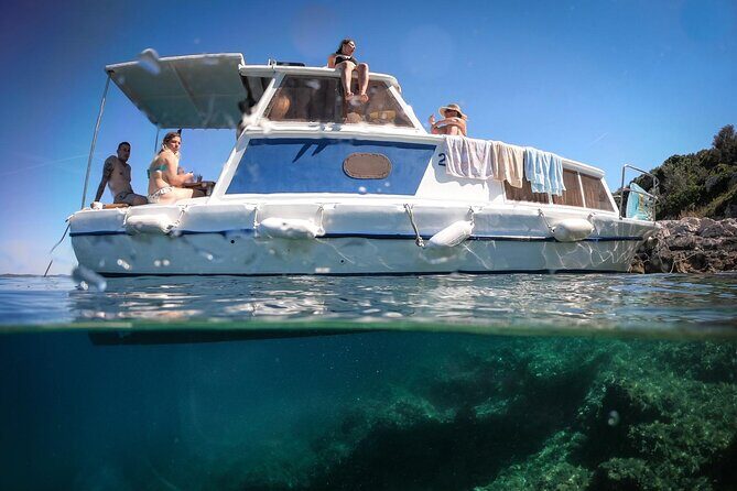 Boat rides through Zadar Archipelago - Stop 1: Oljak