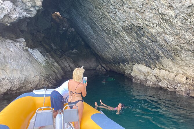 Boat Tour - Arrábida Coves - Exploring Parque Natural Da Arrabida
