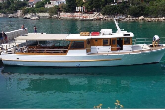 Boat Tour at Delfina Hvar - Itinerary Highlights