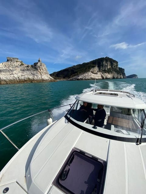 Boat Tour - Cinque Terre, Portovenere and La Spezia - Included Services