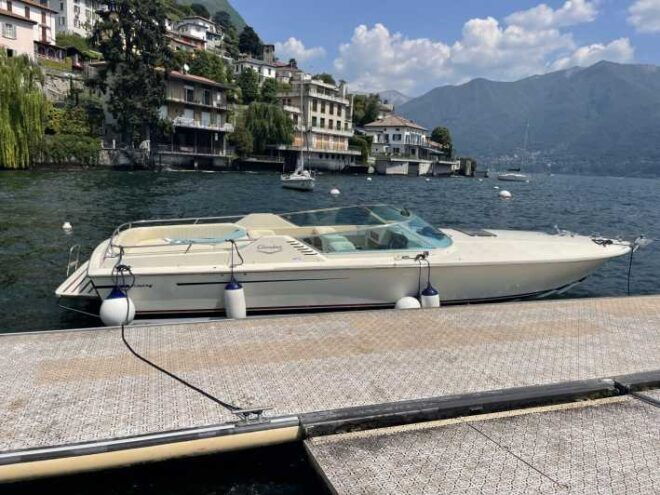Boat Tour Como Lake - Boat Features and Comfort