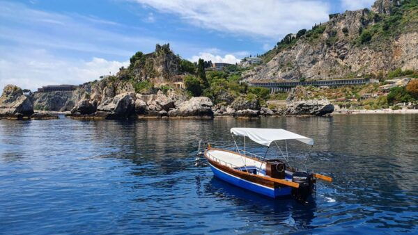 BOAT TOUR FROM TAORMINA & SNORKELING HALF-DAY - Important Meeting Information