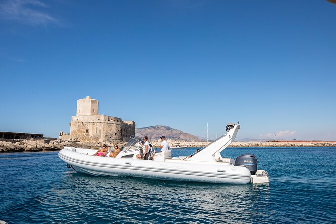 Boat Tour in Egadi in One Day With Brunch and Skipper - Boat Tour Highlights