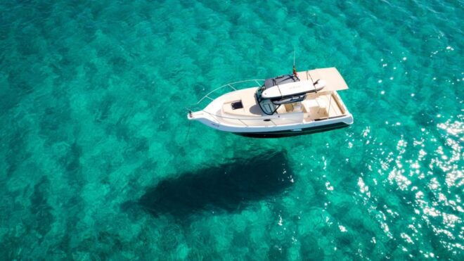 Boat Tour in Ibiza: Sail Through Crystal Clear Waters - Inclusions
