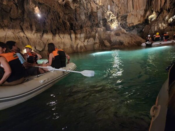 Boat Tour in the Lake, Inside the Cave ... - Customer Reviews