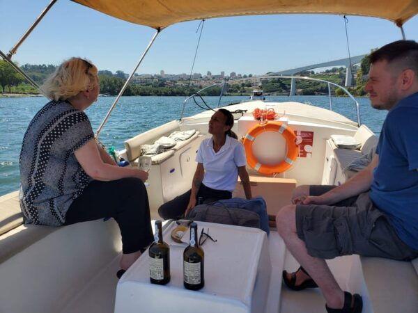 Boat Tour of 6 Bridges on the Douro With Port Wine Tasting - Tips for Your Tour