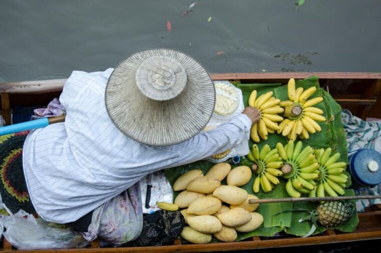 Boat Tour of Damnoen Saduak Floating Market - Shopping and Dining