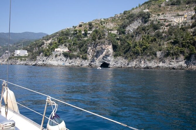 Boat Tour of the Amalfi Coast With Aperitif - Spectacular Scenery