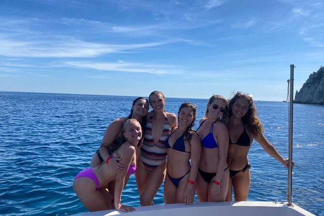 Boat Tour of the Caves on the Island of Capri - The Sum Up