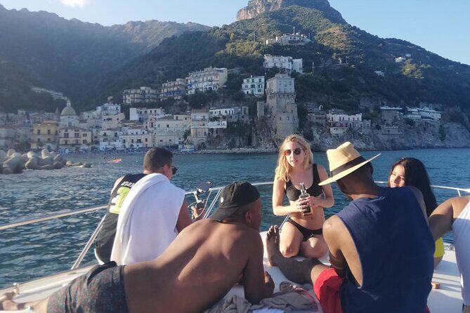 Boat Tour throughout the Amalfi Coast Amalfi and Positano - Who Should Consider This Tour?