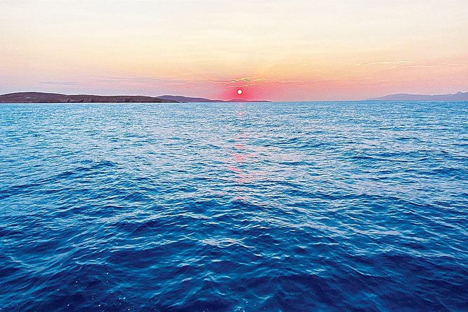 Boat Tour to Rhenia Island With Swim Stop - Tour Confirmation and Accessibility