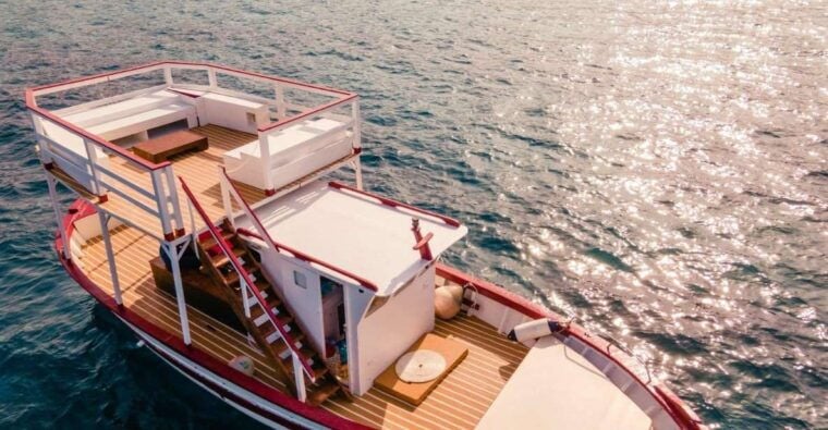 Boat tour with typical lunch in Siracusa - The Food and Drink Experience