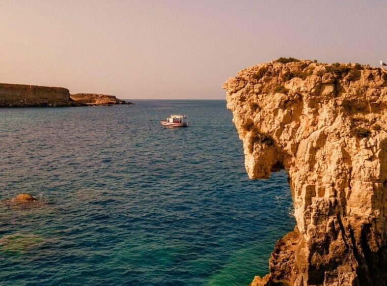 Boat tour with typical lunch in Siracusa - FAQs