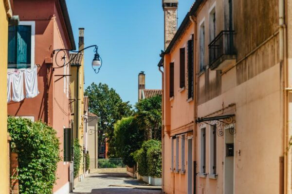 Boat Trip: Glimpse of Murano, Torcello & Burano Islands - Common Questions