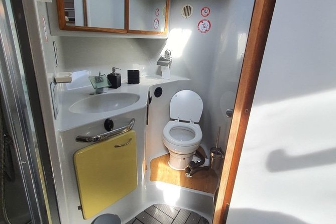 Boat Trip in Fuengirola, Dolphin Watching and Drinks - Key Highlights and Recommendations