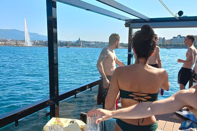 Boat Trip on Lake Geneva With Apéro in Geneva - Experience the Beauty of Lake Geneva