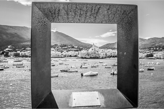 Boat Trip to Cadaqués From Roses With STOP 1:30h in Cadaqués - What To Explore in Cadaqués