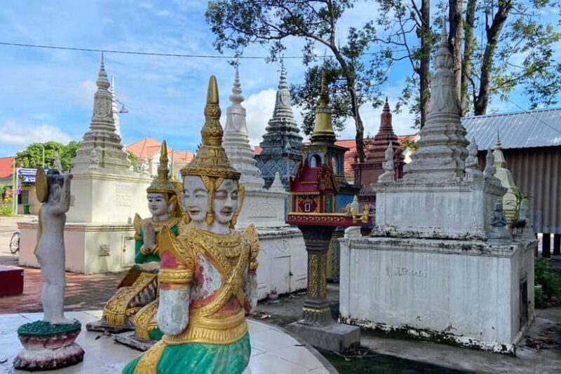 Boat trip to silk island with English speaking guide - Good To Know