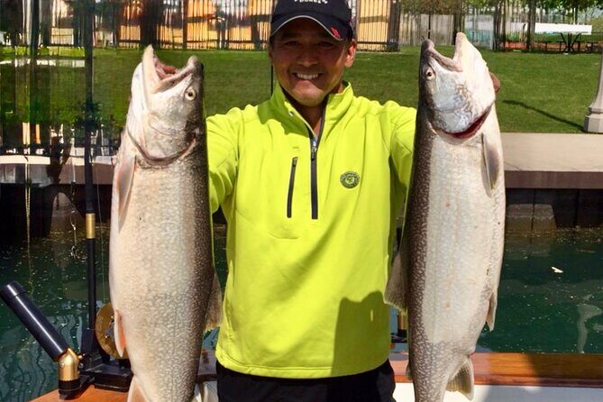 Boating or Fishing Charter Chicago's Lake Michigan - Chicagos Lake Michigan Fishing Charter: A Deep Dive into Luxurious Sportfishing