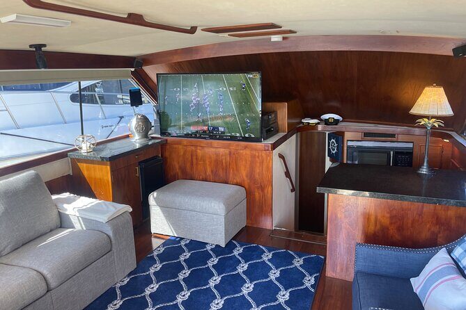 Boating or Fishing Charter Chicago's Lake Michigan - Who Is This Tour Best For?