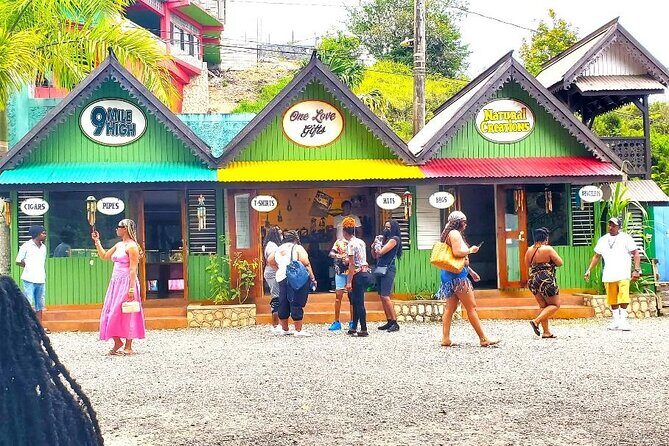Bob Marley Nine Mile Admission and Guided Tour from Ocho Rios - Discovering Bob Marleys Nine Mile: An In-Depth Tour Review