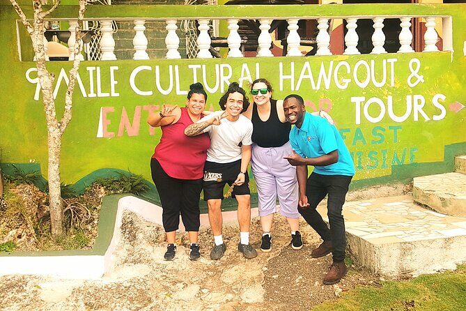 Bob Marley & Nine Mile Heritage Tour with Bus Transfer/Ocho Rios - What to Expect from the Nine Mile & Bob Marley Heritage Experience