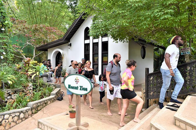 Bob Marley's Nine Mile Day-Trip with Admission & Guided Tour from Falmouth - Discovering Bob Marleys Roots: A Complete Guide to the Nine Mile Day-Trip from Falmouth