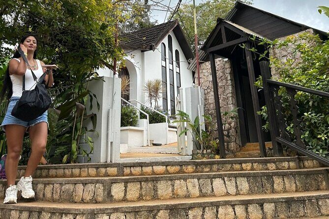 Bob Marley's Nine Mile Tour with Admission from Montego Bay - FAQ