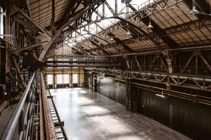 Bochum: Guided Tour of Jahrhunderthalle Bochum - Location and Accessibility
