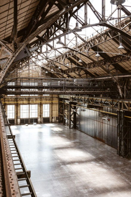 Bochum: Guided Tour of Jahrhunderthalle Bochum - Experience Highlights