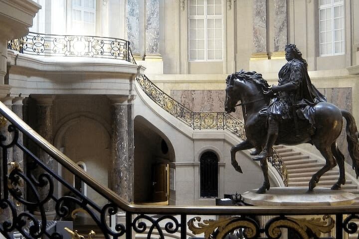 Bode Museum Skip-the-line Admission in Berlin - Start with the building and the setting