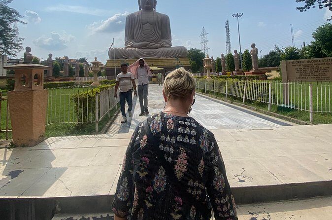 Bodhgaya Guided Day Trip from Patna with Pickup - The Transport & Logistics