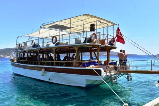 Bodrum: Beaches and Islands Boat Tour With Lunch - Inclusions and Additional Options