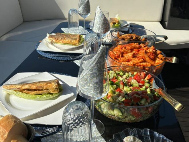 Bodrum Boat Tour: Bodrum Sunset Tour With Jet Black Yacht - Dining Experience