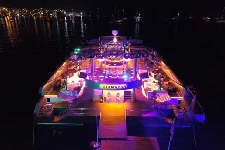 Bodrum: Club Catamaran Entry Ticket - Experience Overview