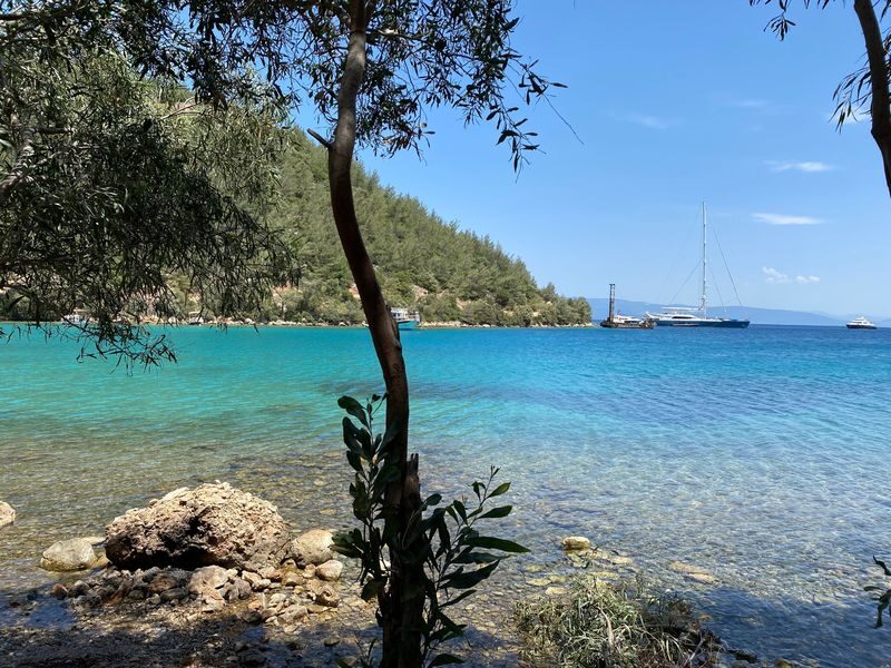 Bodrum: Orak Island, German Bay & Red Bay Boat Tour w/ Lunch - Orak Island: the longest swim stop