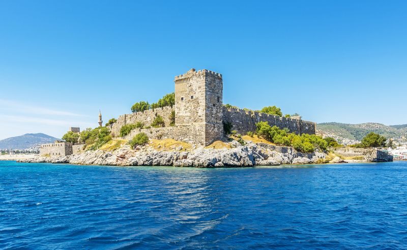 Bodrum: Orak Island, German Bay & Red Bay Boat Tour w/ Lunch - German Bay and Rabbit Island