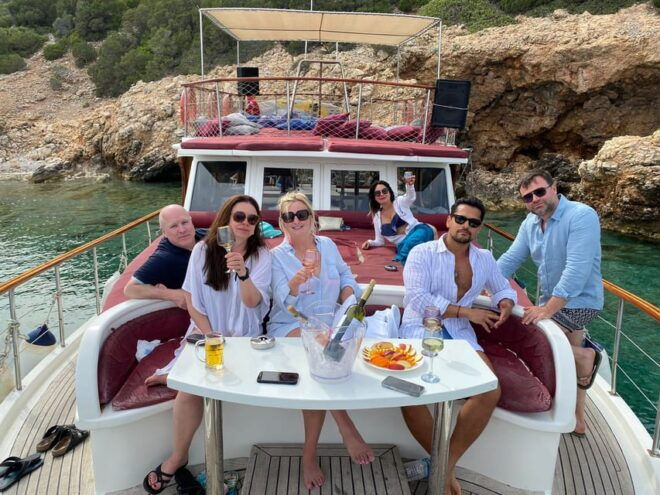 Bodrum: Peninsula Private Boat Tour With Lunch - Customer Feedback