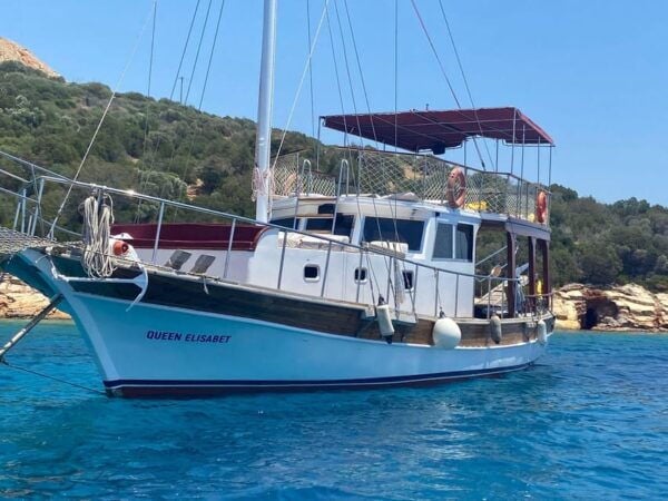 Bodrum: Peninsula Private Boat Tour With Lunch - Relaxation and Rejuvenation