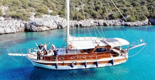 Bodrum: Private Island Boat Tour With Lunch - Inclusions