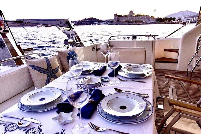 Bodrum Private Motor-Yacht Sunset Tour With Dinner For 4 Hour - Professional Crew and Services