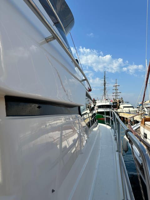 Bodrum: Private Sunset Yacht Tour With Dinner - Meeting Point