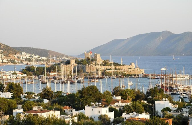 Bodrum Sunset Private Boat Tour + 1 Glass Free Champagne - Good To Know
