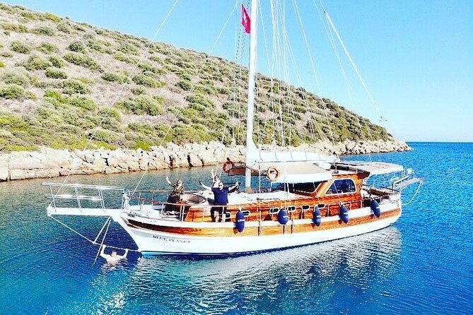 Bodrum Sunset Private Boat Tour + 1 Glass Free Champagne - Booking Information