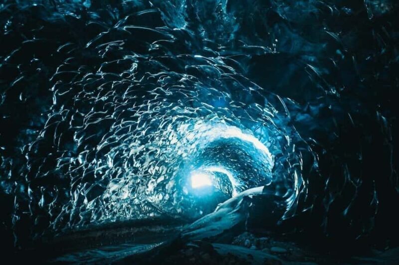 Bogdanovich Glacier tour with hotel pick up - Good To Know