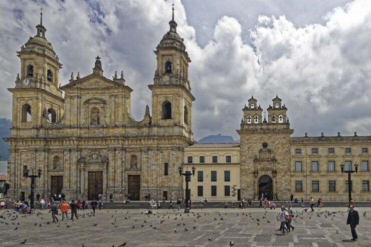 Bogotá: 2-Hour Family Walking Tour - Tour Highlights